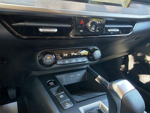 New 2026 Nissan Kicks SV image 22