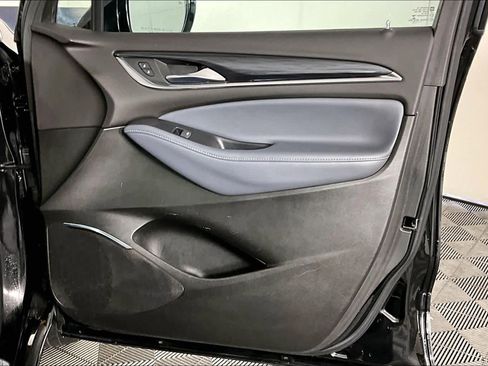 Used 2021 Buick Enclave Essence w/ Sound and Sites Package image 22