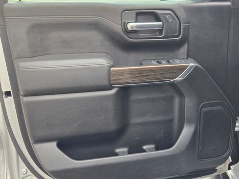 Used 2020 Chevrolet Silverado 1500 LT RWD image 20