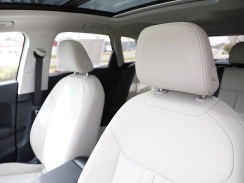 New 2026 Audi Q3 quattro 2.0T image 14