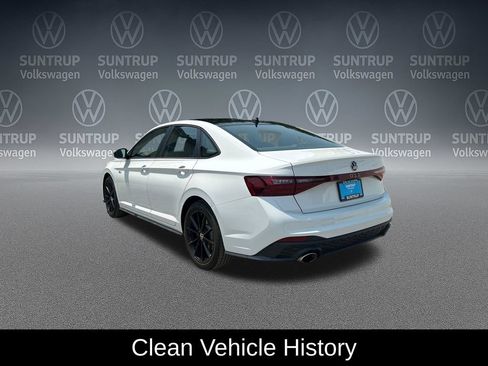 Used 2025 Volkswagen Jetta GLI Autobahn w/ GLI Black Package FWD image 4