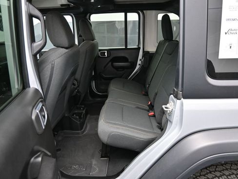 Used 2024 Jeep Wrangler Sport S image 25