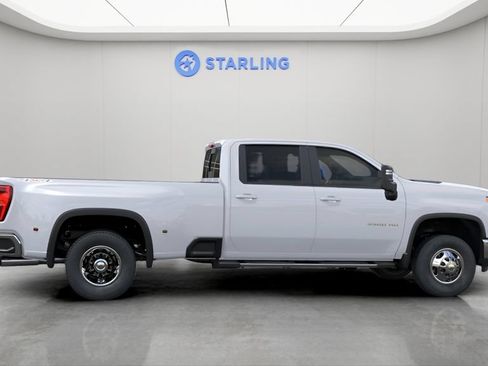 New 2026 Chevrolet Silverado 3500 LT w/ All Star Edition AWD/4WD image 6