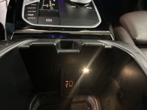 Used 2022 BMW X3 xDrive30i w/ M Sport Package image 25