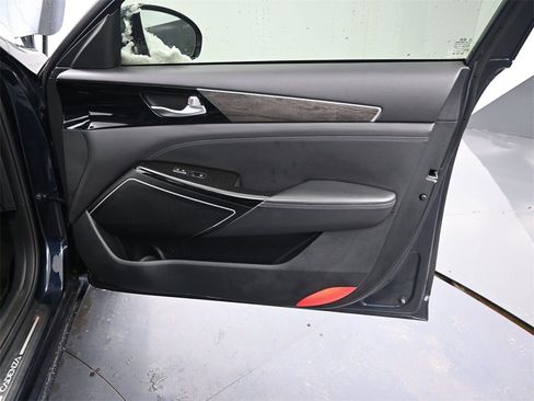 Used 2020 Kia Cadenza Technology image 21