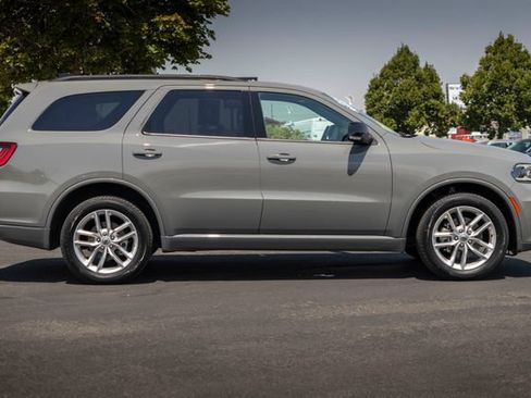 Used 2024 Dodge Durango GT AWD/4WD image 5