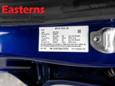 Used 2020 Tesla Model 3 Standard Range RWD image 30