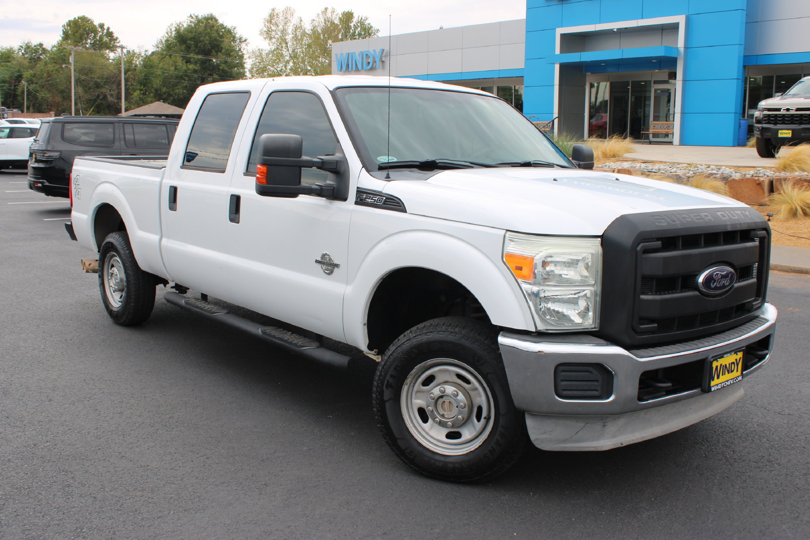 Used 2012 Ford F250 XL w/ PWR Equipment Group AWD/4WD image 2