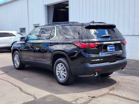 Used 2023 Chevrolet Traverse LT AWD/4WD image 3