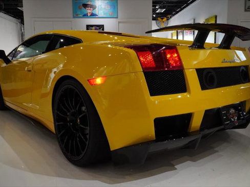 Used 2004 Lamborghini Gallardo AWD/4WD image 11