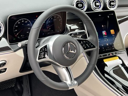Certified 2026 Mercedes-Benz GLC 300 4MATIC image 14