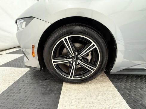 Used 2024 Ford Mustang Premium image 10