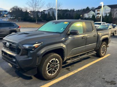 Used 2024 Toyota Tacoma TRD Sport w/ TRD Sport Upgrade Package