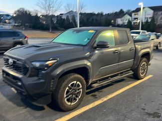 Used 2024 Toyota Tacoma TRD Sport w/ TRD Sport Upgrade Package video 1