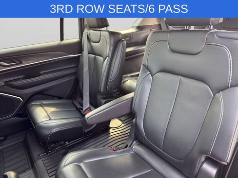 Used 2021 Jeep Grand Cherokee L Limited AWD/4WD image 3