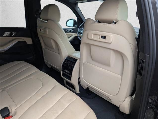 Used 2022 BMW X5 sDrive40i w/ Premium Package RWD image 30
