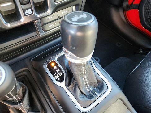 Used 2021 Jeep Wrangler Unlimited Sahara w/ Cold Weather Group image 12