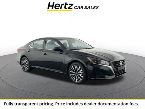Used 2025 Nissan Altima 2.5 SV FWD image 1