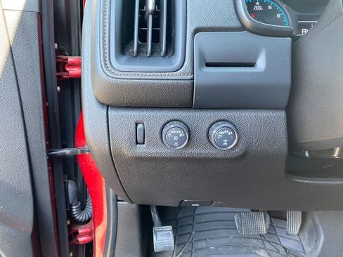 Used 2021 GMC Canyon AT4 image 14