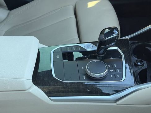 Used 2021 BMW 330i Sedan w/ Convenience Package image 10