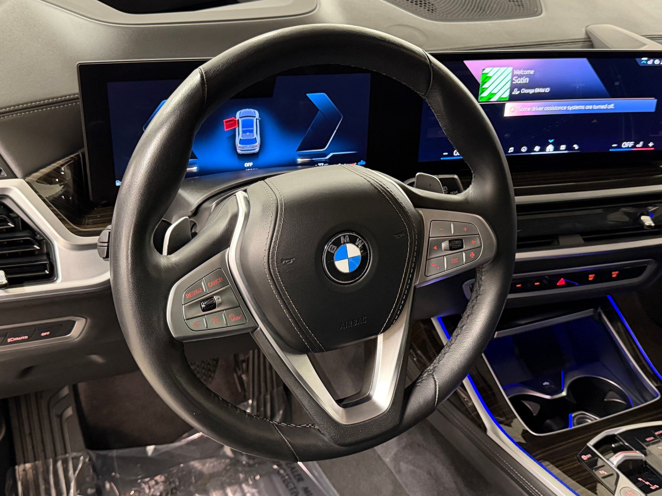 Used 2025 BMW X7 xDrive40i AWD/4WD image 10