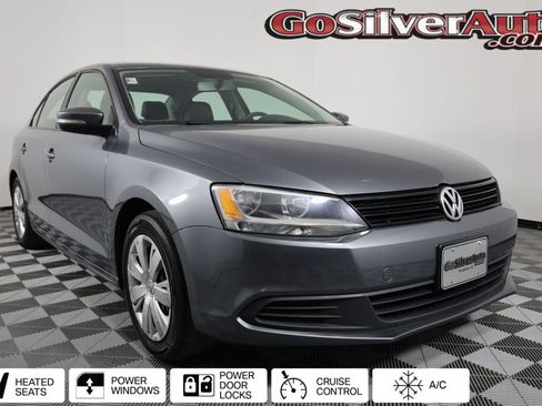 Used 2014 Volkswagen Jetta SE image 1