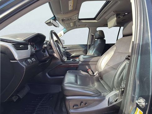 Used 2019 GMC Yukon XL SLT w/ Open Road Package image 20