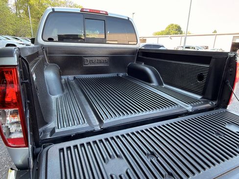 Certified 2019 Nissan Frontier SV AWD/4WD image 23