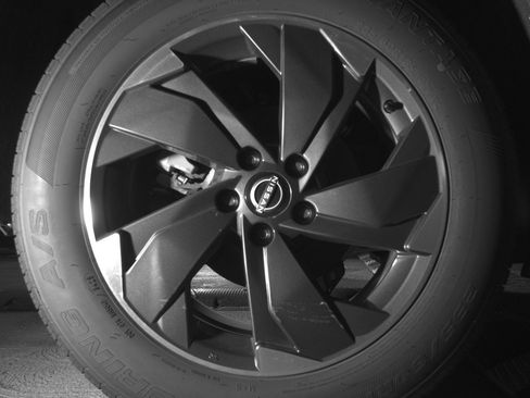 Used 2025 Nissan Rogue SV AWD/4WD image 15