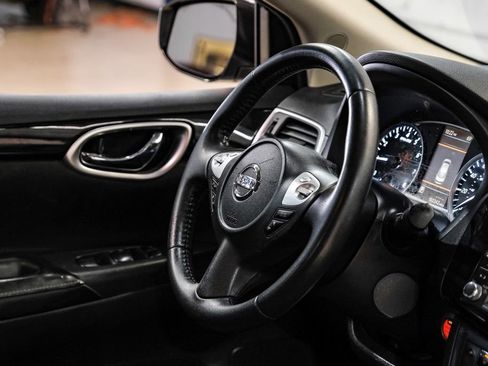 Used 2019 Nissan Sentra SV FWD image 15