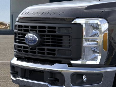 New 2026 Ford F250 XL AWD/4WD image 17