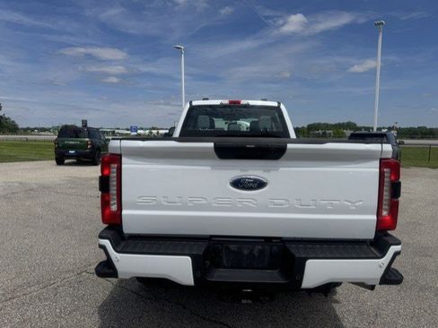 Used 2023 Ford F250 XL w/ STX Appearance Package AWD/4WD image 7