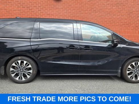 Used 2025 Honda Odyssey Elite image 1