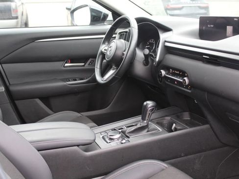 Used 2024 MAZDA CX-50 AWD 2.5 S w/ Preferred Package image 18