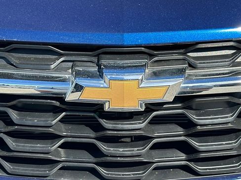 Used 2024 Chevrolet Trax LT w/ Driver Confidence Package image 13