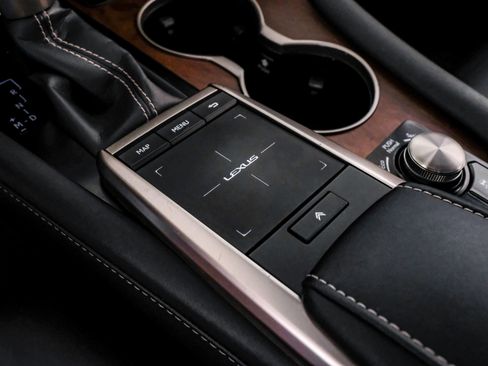 Used 2022 Lexus RX 350L FWD w/ Premium Package image 24