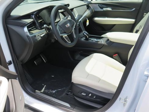 New 2026 Cadillac XT5 Sportv AWD/4WD image 9