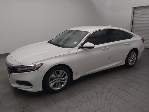 Used 2019 Honda Accord LX image 2