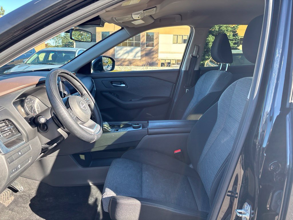 Certified 2023 Nissan Rogue SV AWD/4WD image 18