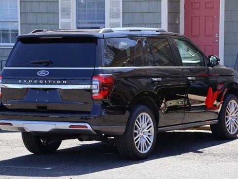 Certified 2023 Ford Expedition Limited AWD/4WD image 5