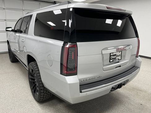 Used 2017 GMC Yukon XL Denali w/ Open Road Package AWD/4WD image 8