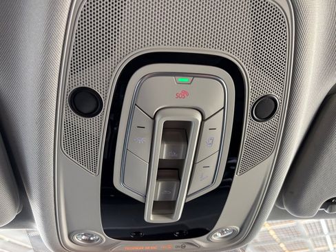 Used 2024 Audi Q7 2.0T Premium Plus image 34