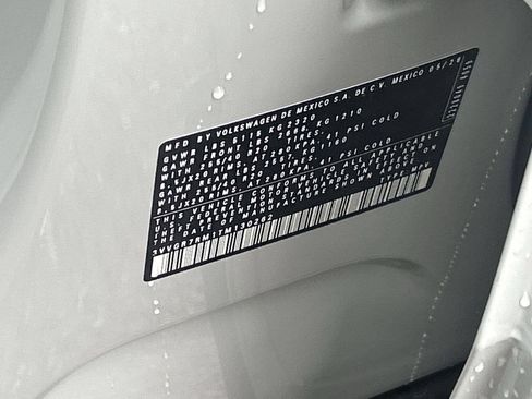 New 2026 Volkswagen Tiguan SE R-Line AWD/4WD image 28