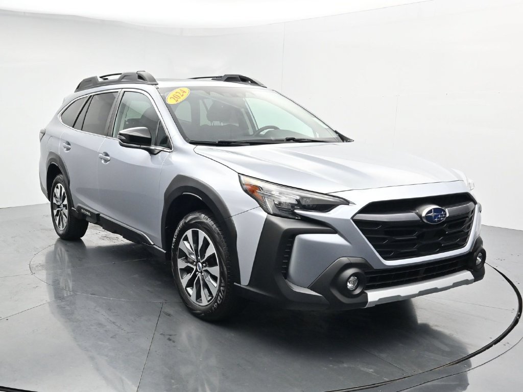 Used 2024 Subaru Outback Limited AWD/4WD image 2