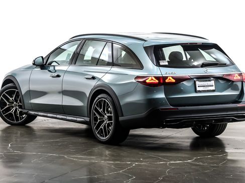 New 2026 Mercedes-Benz E 450 4MATIC All-Terrain Wagon image 12