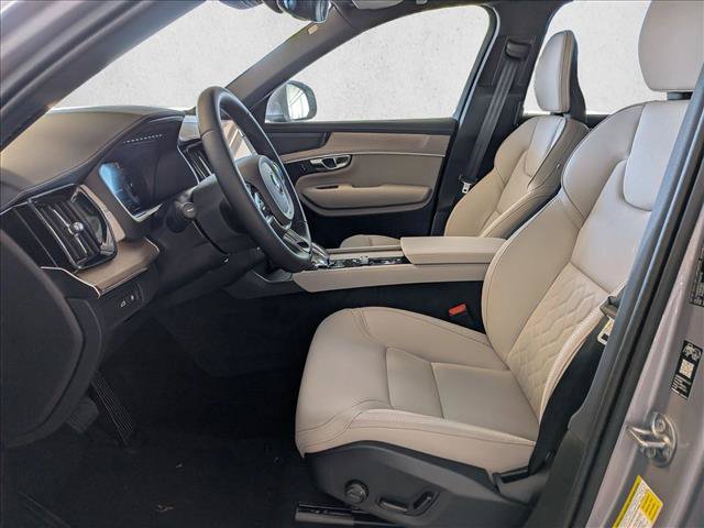 New 2026 Volvo XC90 T8 Plus w/ Protection Package Premier AWD/4WD image 4