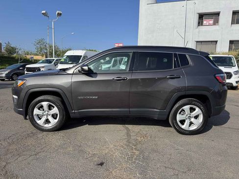 Used 2018 Jeep Compass Latitude w/ Popular Equipment Group image 7