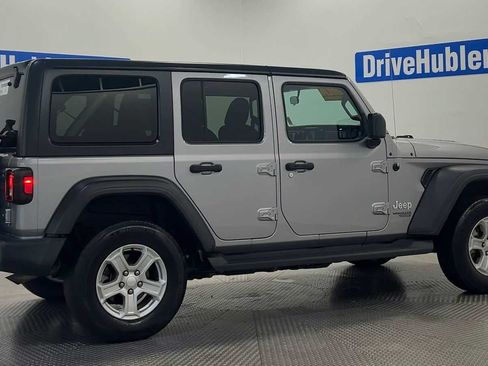 Used 2018 Jeep Wrangler Unlimited Sport S AWD/4WD image 8