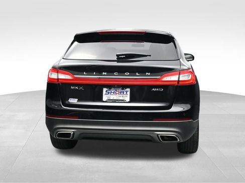 Used 2016 Lincoln MKX Reserve w/ Climate Package AWD/4WD image 4