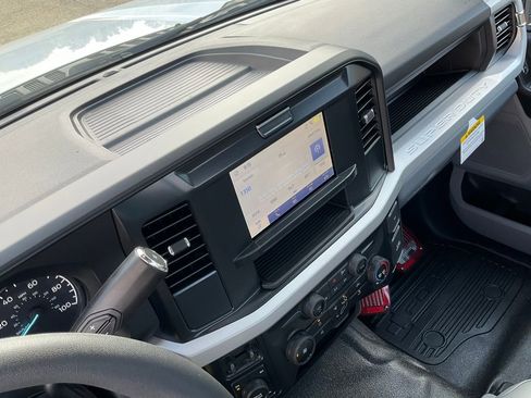New 2025 Ford F350 XL w/ XL Chrome Package image 65